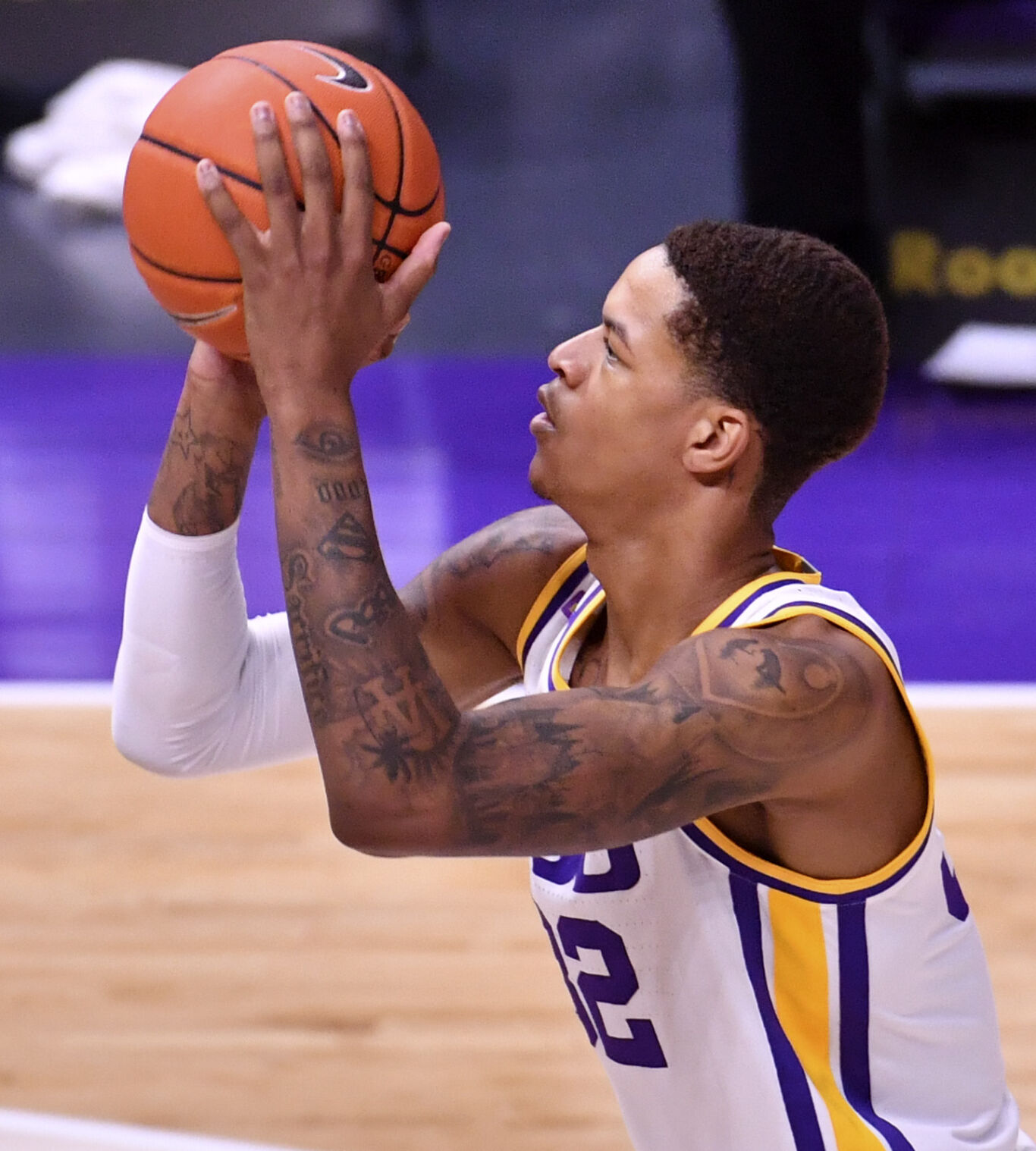 BR.lsualabamabasketball.012021 HS 2023.JPG